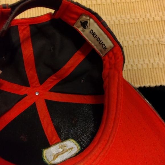 Men's John Deere Hat - Picture 3 of 4